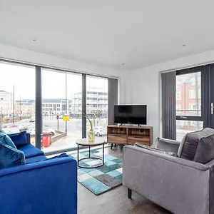 modern-and-stylish-2-bedroom-york-apartment.yorkshirehotels.net/