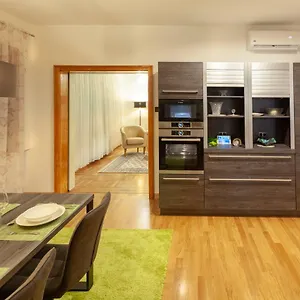 Magnolia Apartment